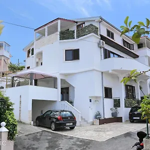 Bagaric Apartament